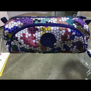 Kipling makeup/pencils case